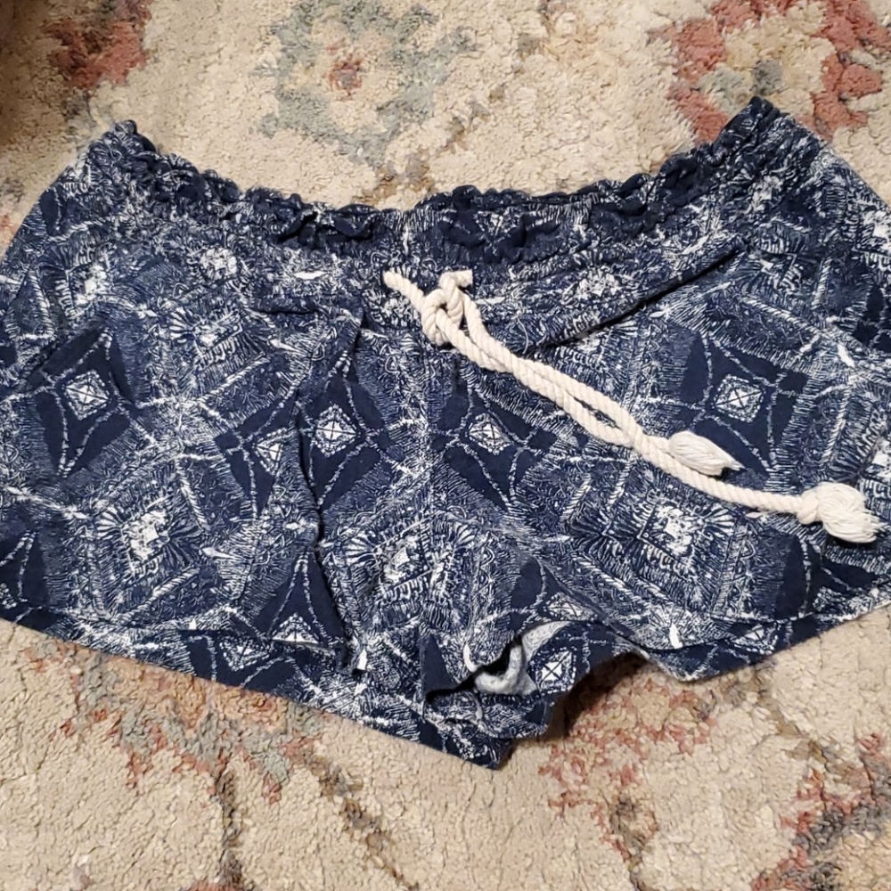 Roxy drawstring shorts